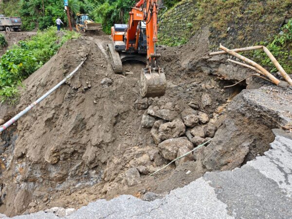 देहरादून आपदा: जिंदगी पटरी पर लौटाने के जारी हैं प्रयास