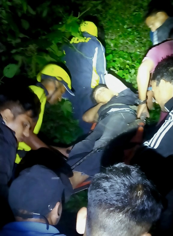 Breaking News: खाई में गिरी स्कॉर्पियो, तीन की मौत, दो घायल